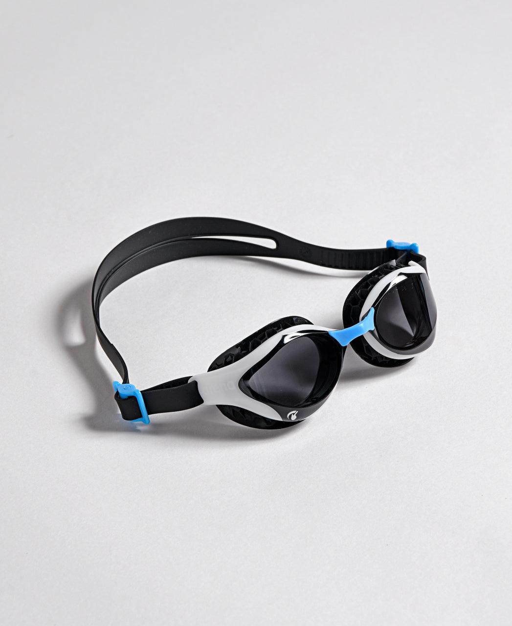 משקפת Arena Air-Bold Swipe