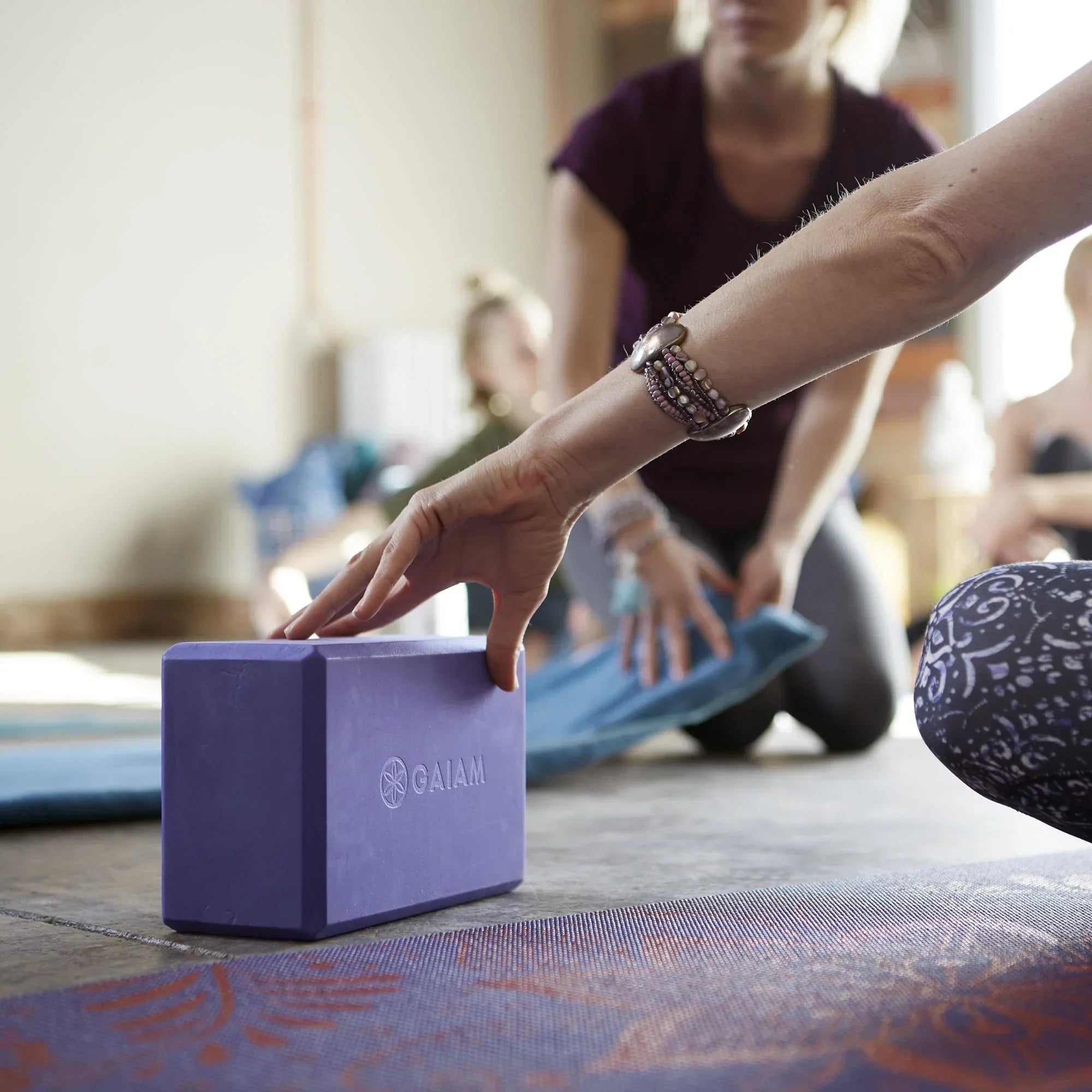 יוגה בלוק פרימיום (מגוון צבעים) Gaiam Yoga Block
