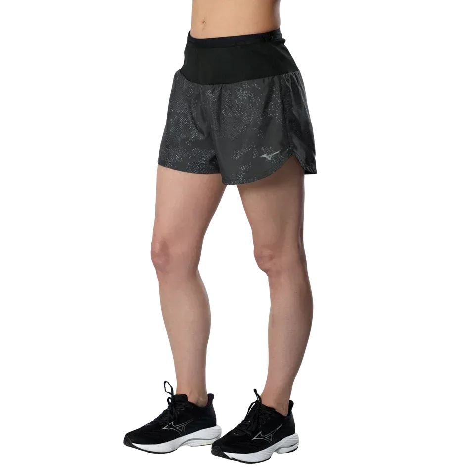 מכנס אימון קצר מיזונו לנשים Mizuno Graphic Multi Pocket Short Black J2GBD20590