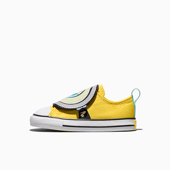 Chuck Taylor All Star One Strap   MINIONS סניקרס