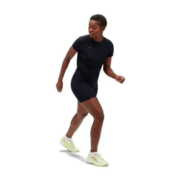 חולצת ריצה הוקה לנשים Hoka 1151084/BLK AIROLITE RUN SHORT SLEEVE