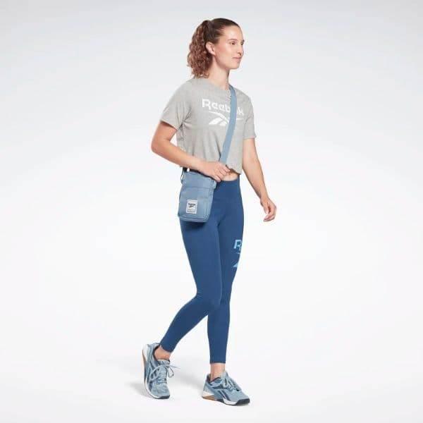 חולצת ריבוק קצרה לנשים Reebok HB2275 RI BL Crop Tee