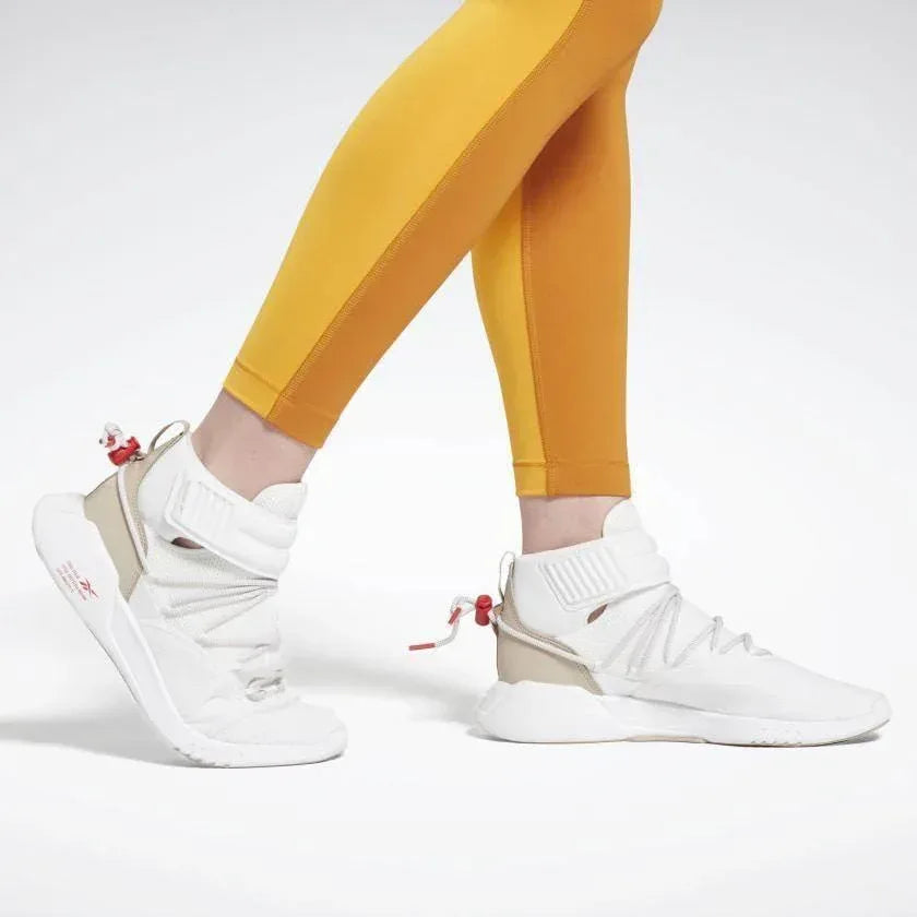 טייטס ריבוק נשים Reebok SH Beyond The Sweat Tight GU3278
